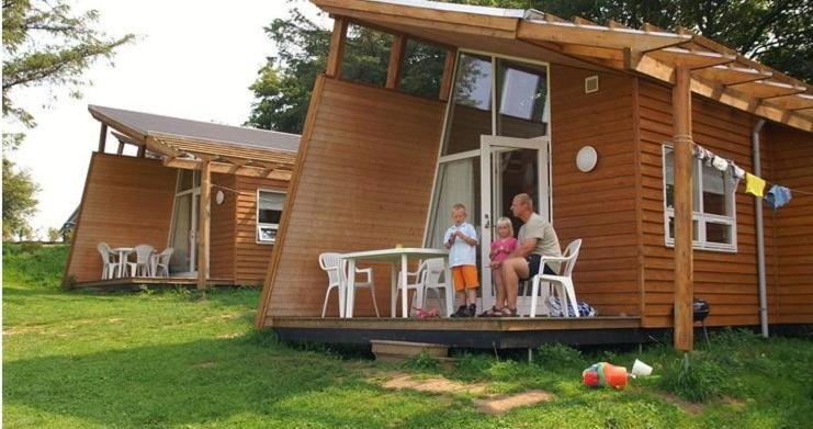 Vikaer Strand Camping & Cottages Diernæs 객실 사진
