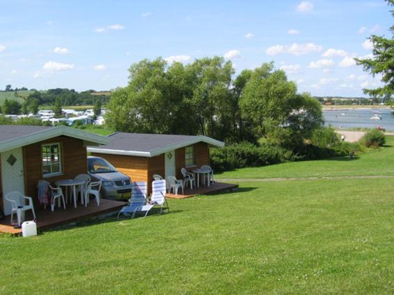 Vikaer Strand Camping & Cottages Diernæs 객실 사진
